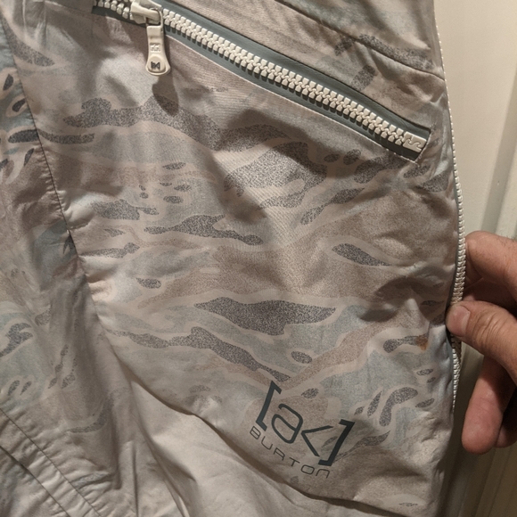 BURTON AK 3L Skid Top snow pants bibs small like new - Picture 3 of 3